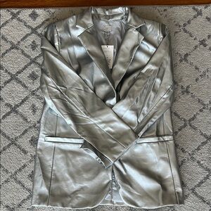 A New Day Silver Blazer with Notched Lapels and Tailored Silhouette